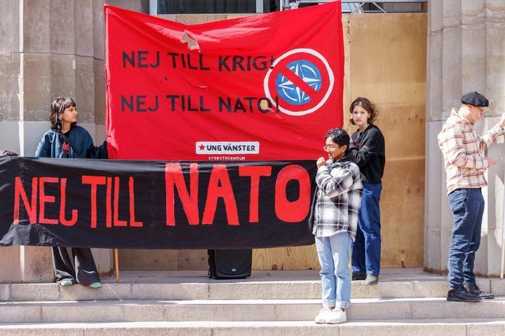 Protesty przeciwko NATO odbyły się w całej Szwecji