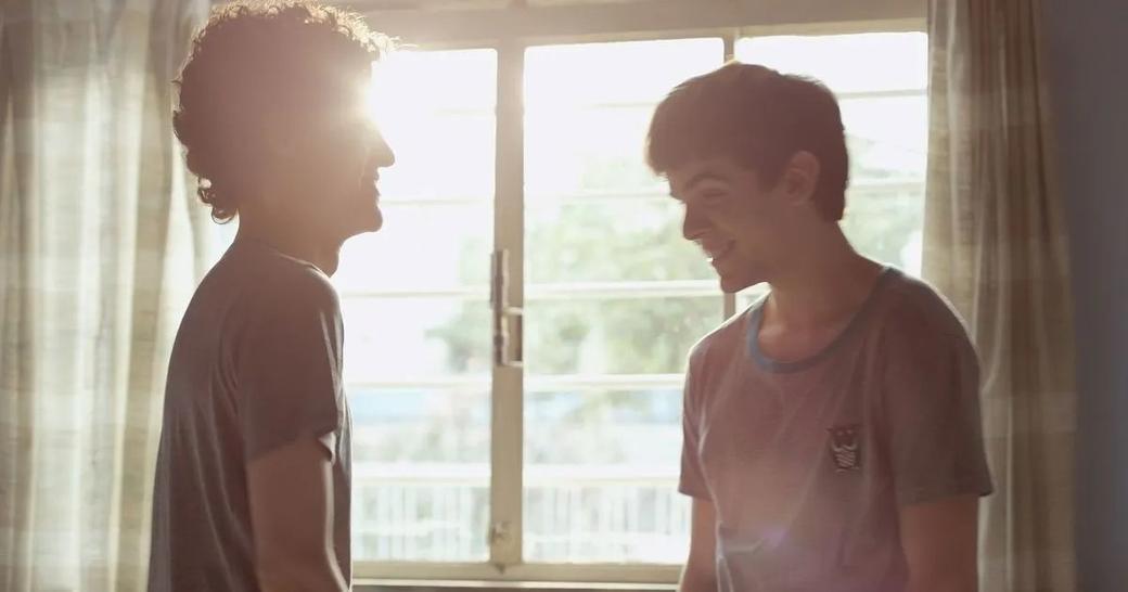 10 filmów LGBTQ+ do obejrzenia z okazji miesiąca dumy