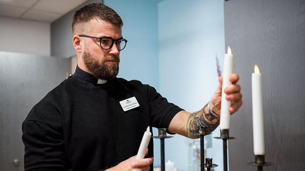 Luterański ksiądz uczy CrossFit i duchowości obserwujących na Instagramie