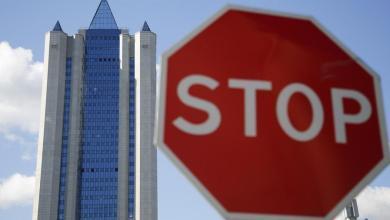 World Insights: Przedłużający się konflikt uderza w gospodarki Rosji, Ukrainy, utrudnia ożywienie na świecie