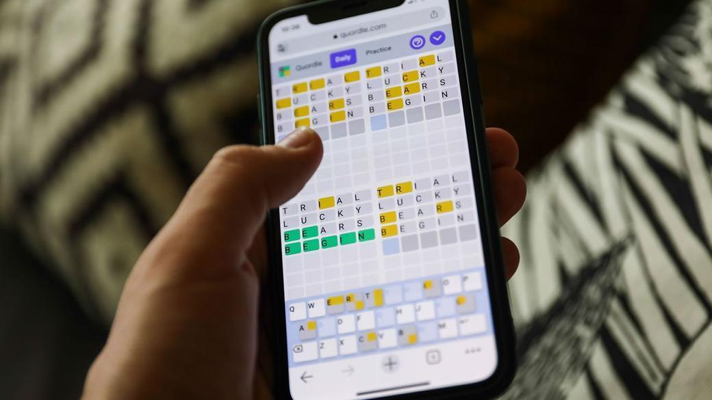 Quordle dzisiaj – wskazówki i odpowiedzi na niedzielę, 23 kwietnia (gra nr 454)