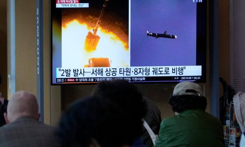 Korea Północna wystrzeliwuje dwa pociski balistyczne, gdy Korea Południowa kończy ćwiczenia wojskowe
