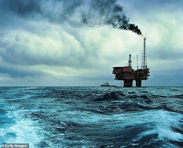 Ministrowie zabiegają o gigantów naftowych i gazowych, by przyspieszyć wzrost brytyjskiej energetyki