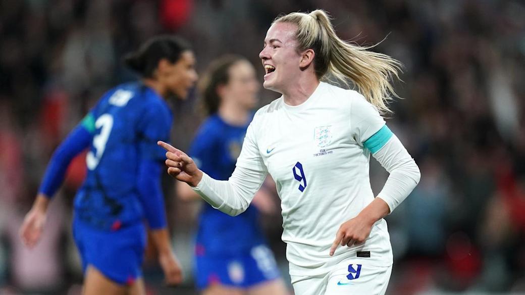 Anglia pokonuje USWNT 2-1 w zwycięstwie na Wembley