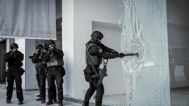 Poznańscy policjanci weszli do opuszczonej Galerii Malta [ZDJĘCIA]