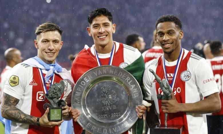 Cel Manchesteru United i Arsenalu chce transferu do Premier League