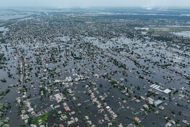 Wnioski ze śledztwa AP w sprawie tuszowania przez Rosję zgonów spowodowanych eksplozją tamy na Ukrainie