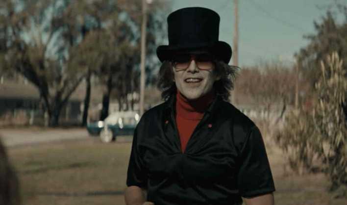 oglądaj czarny telefon online