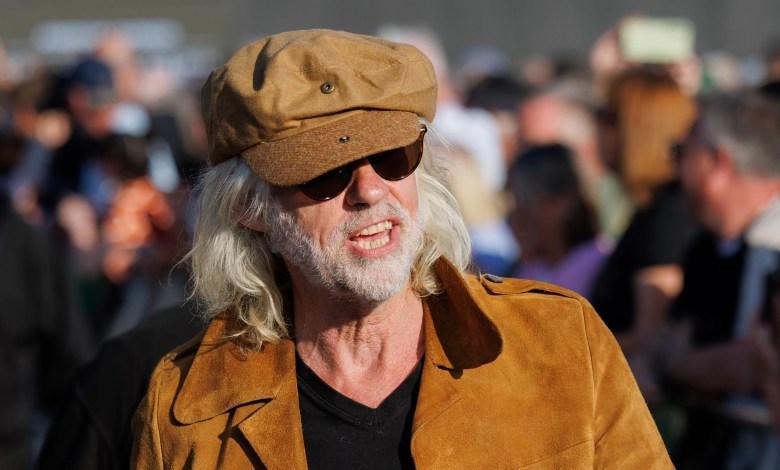 Bob Geldof ujawnia, że ​​Sinead O’Connor była „pełna samotności” w ostatnich tygodniach