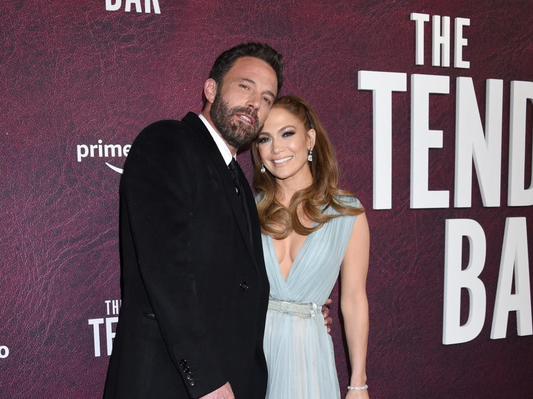 Jennifer Lopez i Ben Affleck podobno porzucili pomysł wielkiego wesela i uciekli w miniony weekend